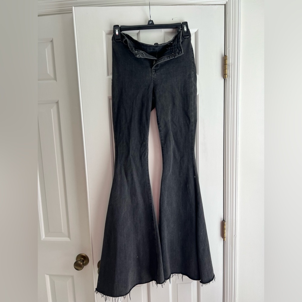 Black Flared Denim Jeans
